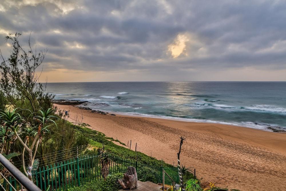 Canelands Beach Club Salt Rock Exterior photo